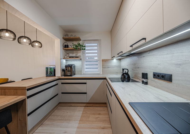 Champagne perfect matt a dub přírodní