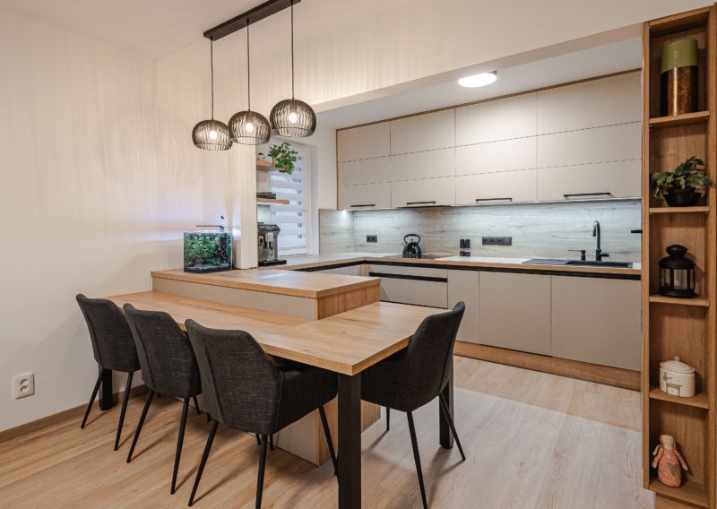 Champagne perfect matt a dub přírodní