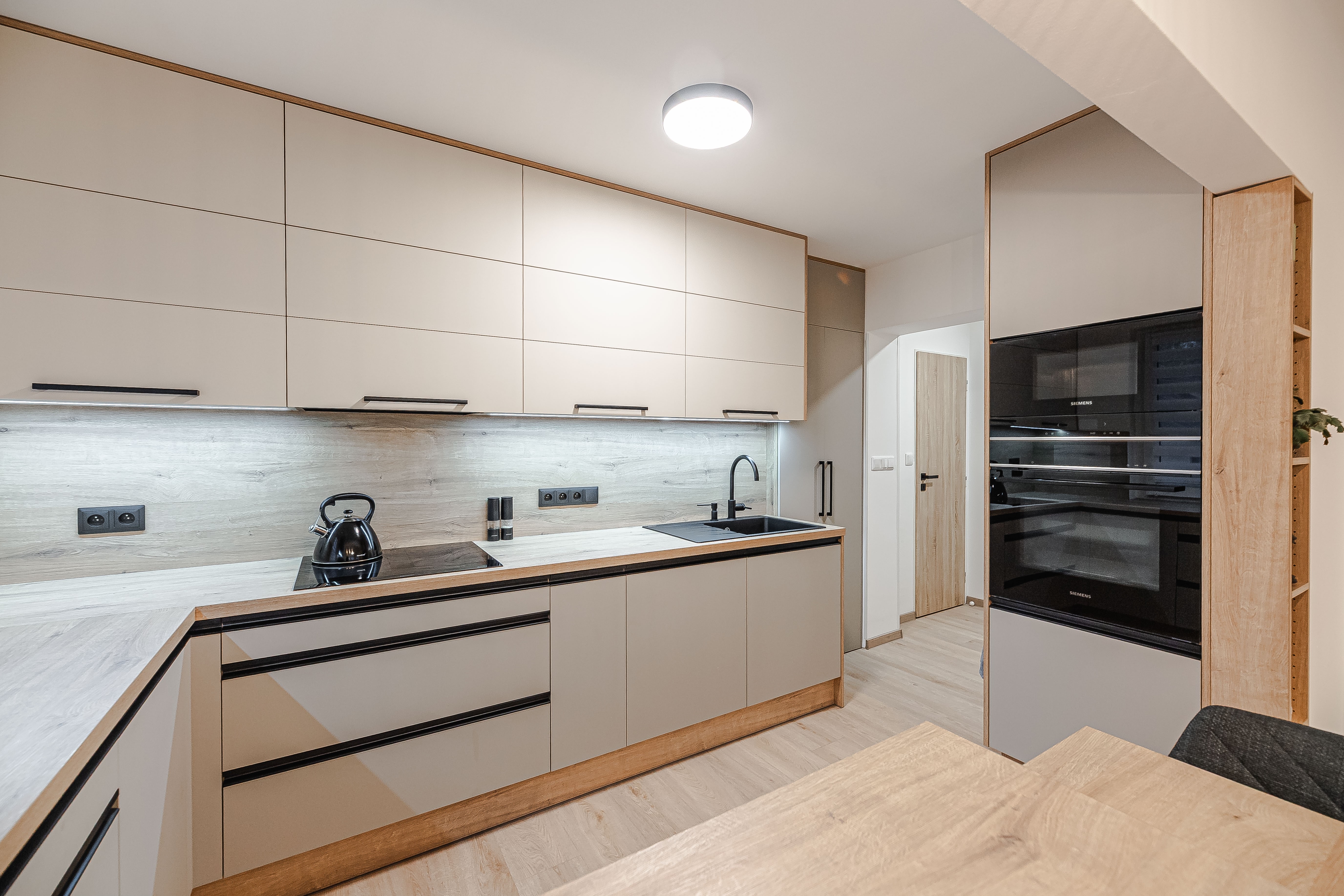 Champagne perfect matt a dub přírodní