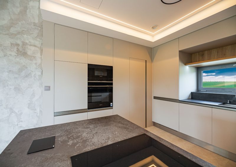 Kašmír perfect matt a kamenná deska